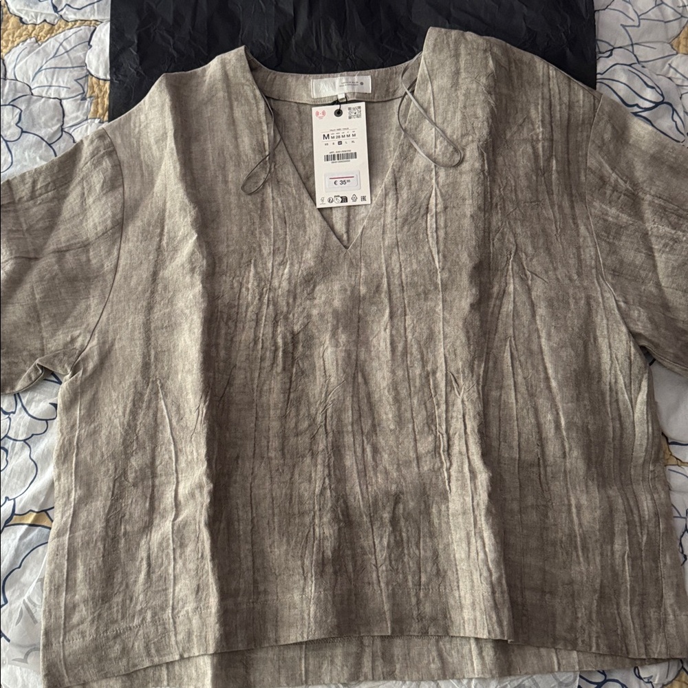 Zara Linen V-Neck Top in Light Gray